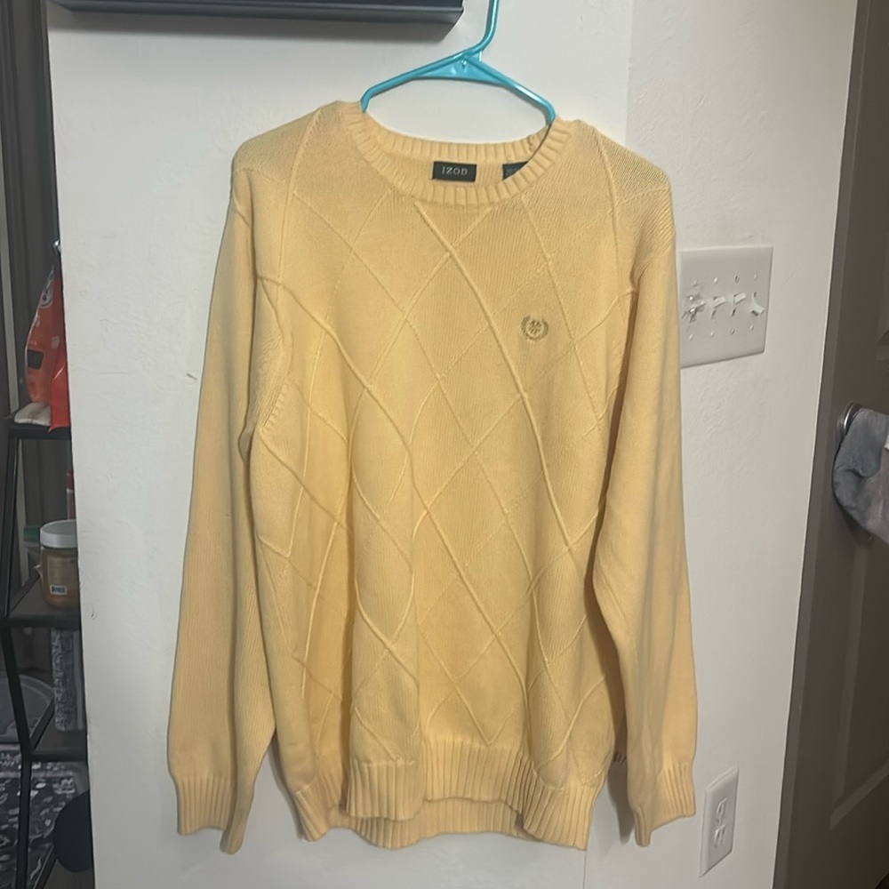 Izod Butter Yellow oversized cable knit  sweater